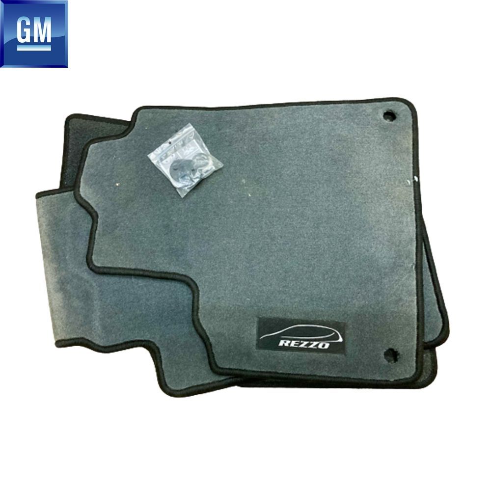 Paspas Setleri | Chevrolet Rezzo Halı Paspas Takımı Füme Rezzo Amblemli GM Orijinal X0079051 | X0079051 | 