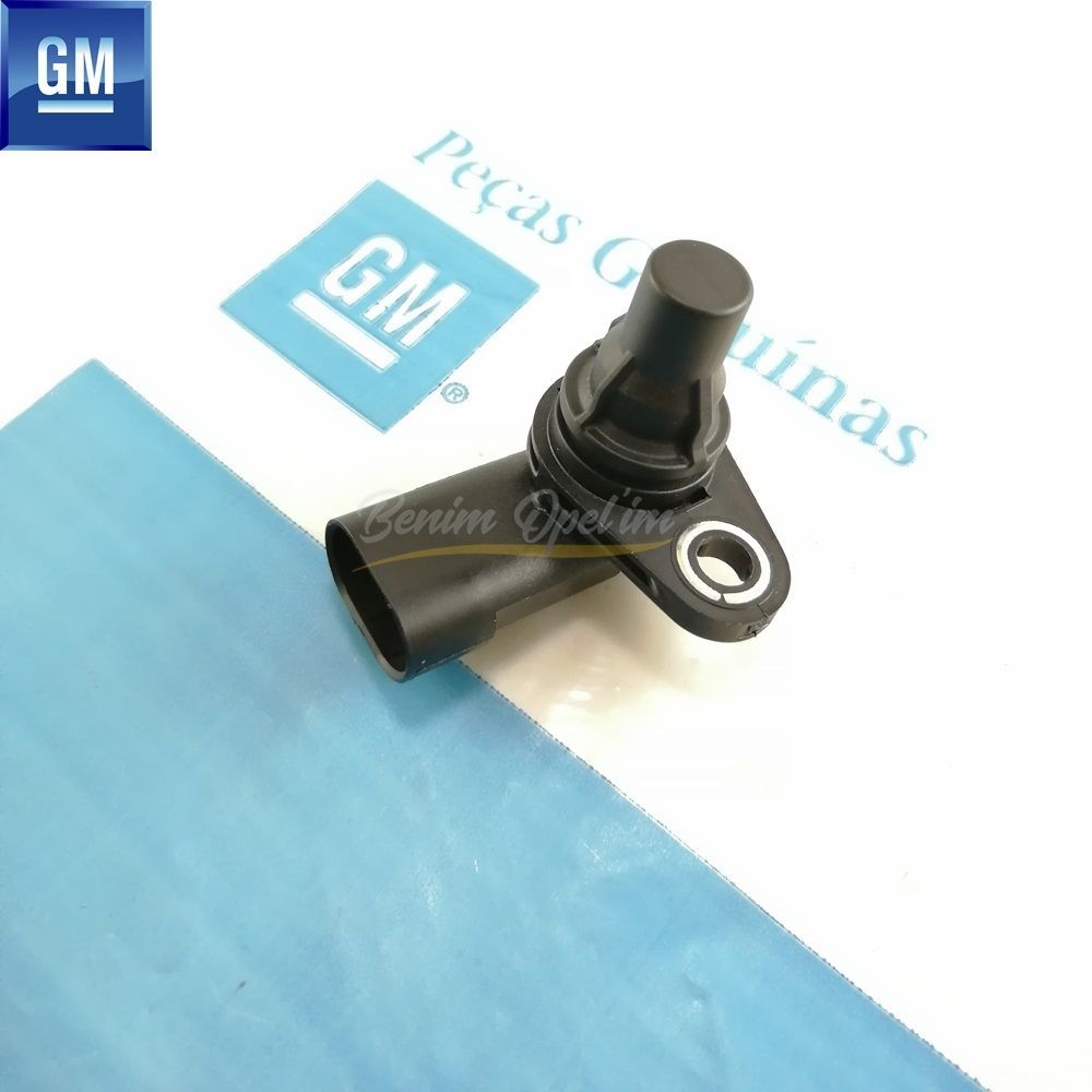 Motor ve Debriyaj | Eksantrik Kam Mili Devir Sayısı Sensörü 1.9/2.0 Opel Astra H, Astra J, İnsignia A, Vectra C, Zafira B, Zafira C GM Orijinal 55216243 - 1247060 | 55216243 | 