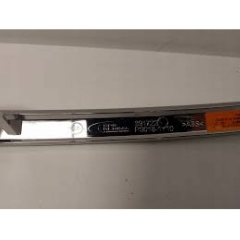 ÇIKMAaa bir ayagı kırık ortadaki PANJUR ÜST KROM ÇITASI CROSSLAND