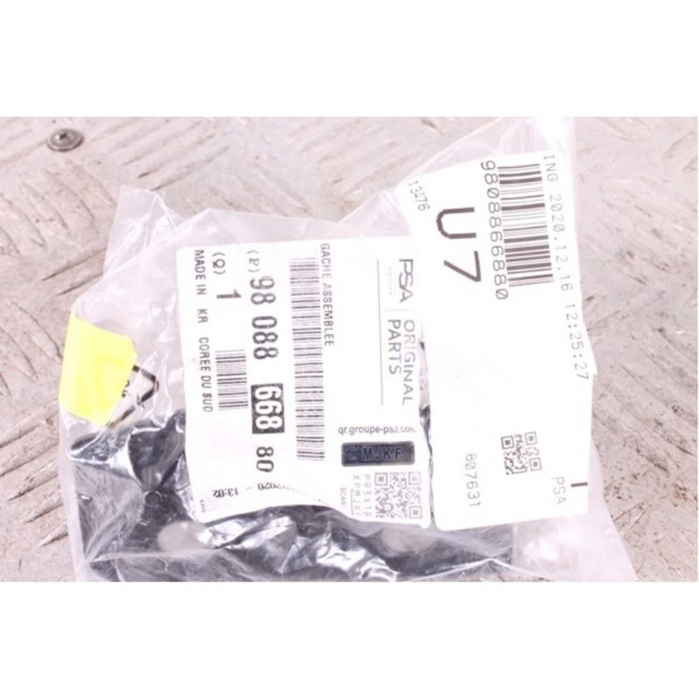 Yeni İhracat Ürünleri | Peugeot 208, 3008, 5008, Rifter, Opel Corsa F Arka Bagaj Kilit Karşılığı Orijinal 9808866880 - 3643686  | 9808866880 | 