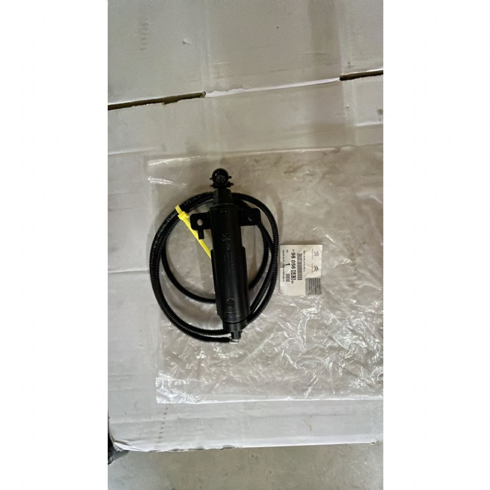 Peugeot | Peugeot 3008 Ön Tampon Sağ Far Yıkama Motoru Orijinal 9805668380 | 9805668380 | 